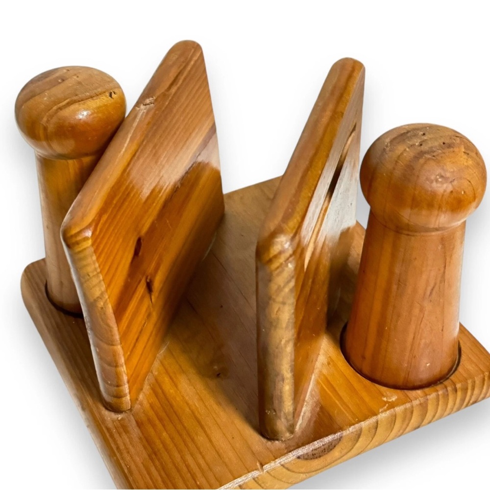 VTG Wooden Napkin Holder W/ Matching Salt & Pepper Shakers 80s 90s Table Setting